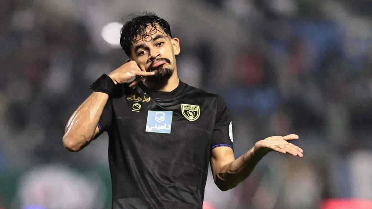 تفاصيل العرض الجديد.. النصر السعودي يشعل صفقة سعد الناصر