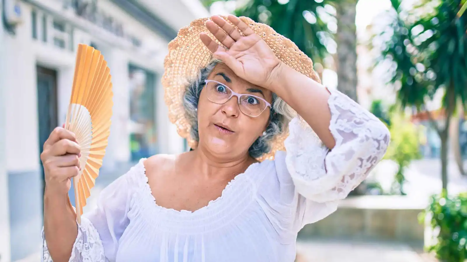 نصائح مهمة لرعاية كبار السن في الطقس الحار