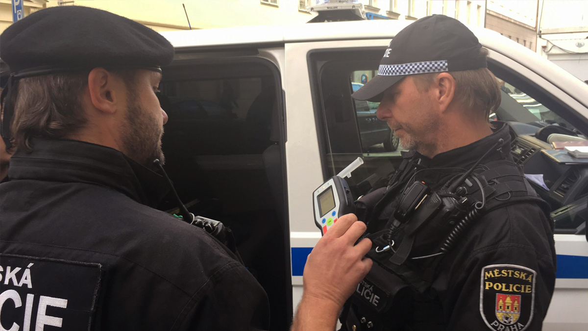 توقيف عراقيين في التشيك لارتباطهما بـ"أعمال إرهابية" في ألمانيا‎