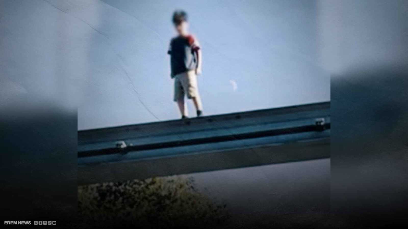 "غرائز الأبوة" تنقذ الموقف.. لحظات رعب لطفل فوق مسار قطار في بنسلفانيا