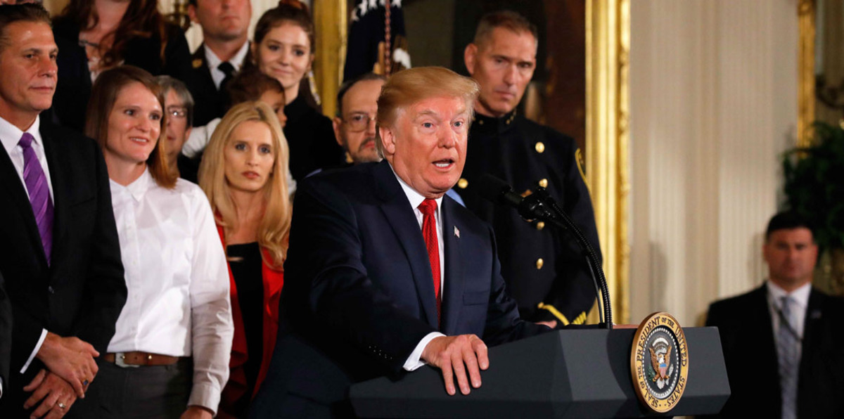 ترامب يتوعد داعش بدفع "ثمن باهظ"