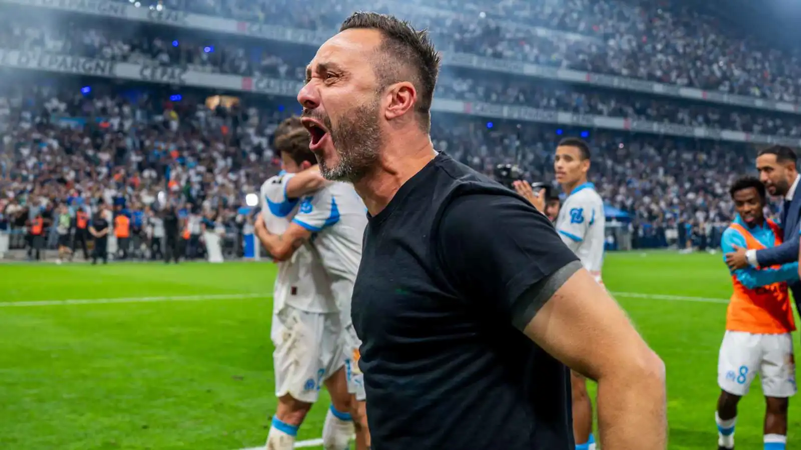 نادي السلطة.. مدرب مارسيليا يصعق سان جيرمان بتصريح مثير في ليلة الكرة الذهبية