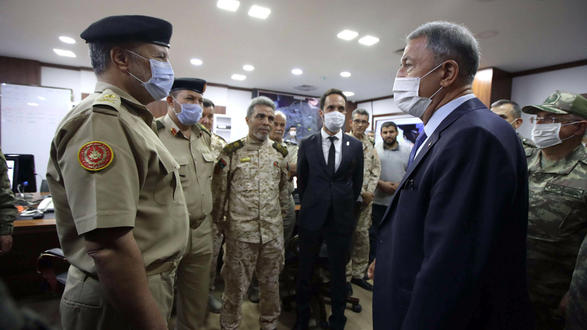 ضباط مخابرات أتراك في طرابلس لتجنيد عناصر ليبية للحرب في أذربيجان