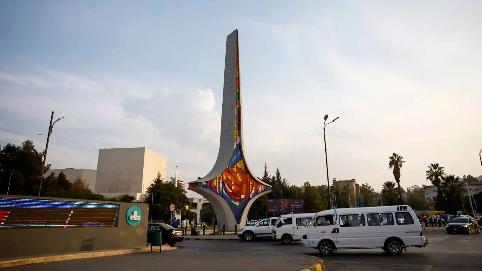 بعد تخفيف العقوبات.. بريطانيا تحدد قواعد التجارة مع سوريا