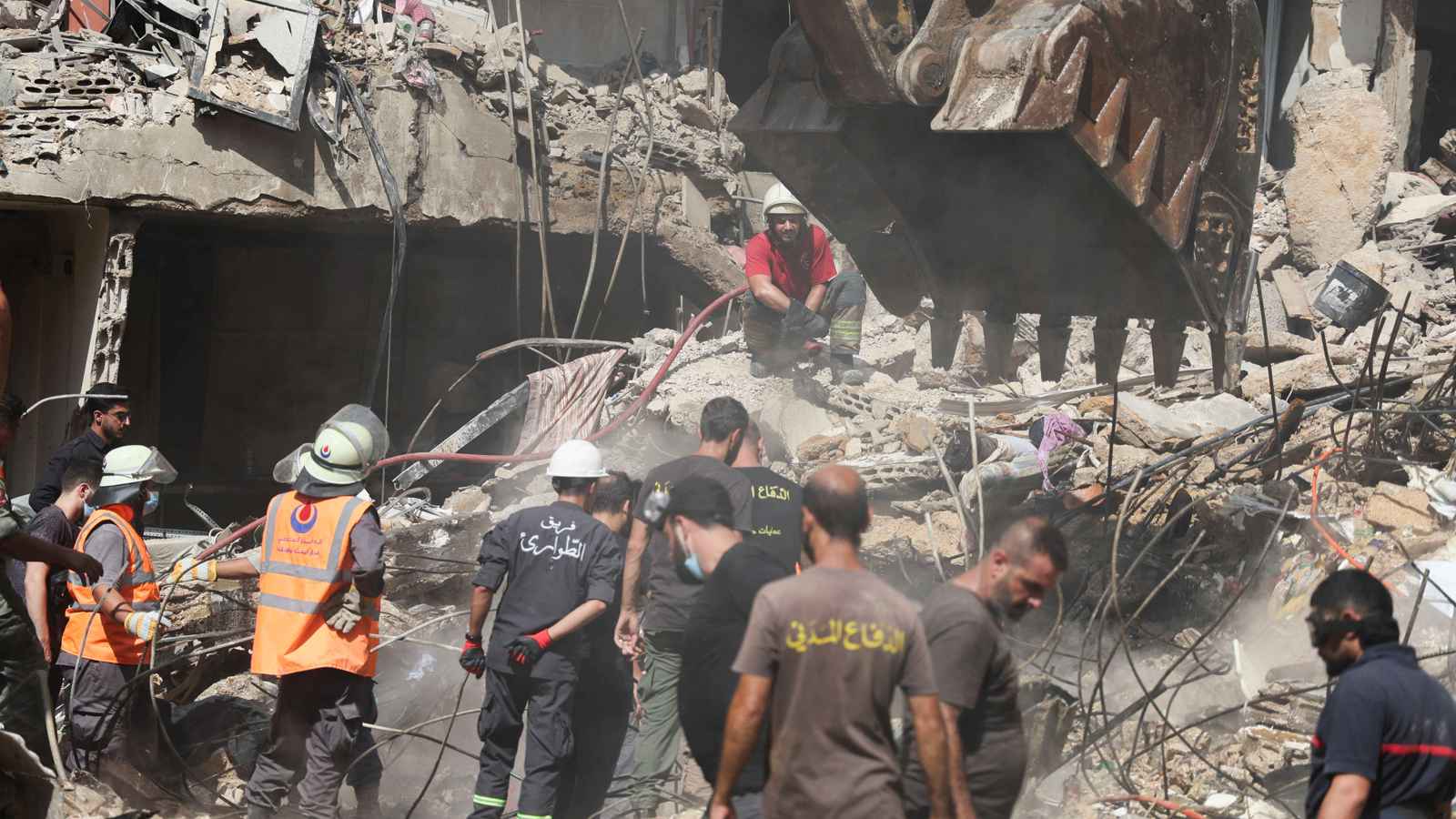 مصدر عسكري لـ"إرم نيوز": إسرائيل تسعى لشل قدرة حزب الله على السيطرة والتحكم