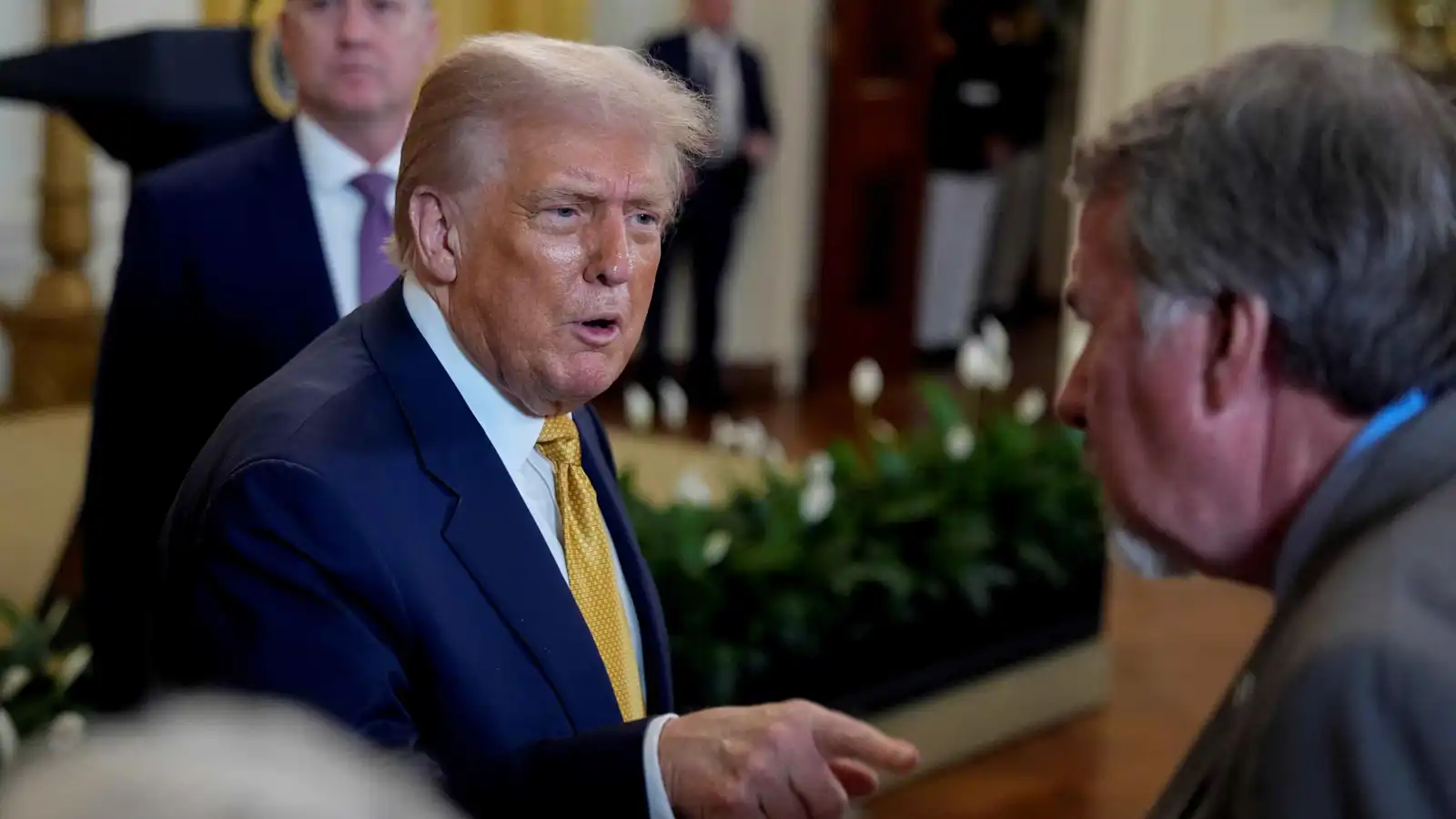 بسبب ترامب.. وسائل منع حمل بقيمة 10 ملايين دولار تواجه الحرق