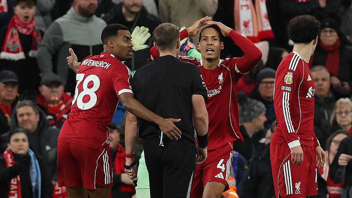 ماني "جديد" وبديل صلاح.. 5 صفقات مذهلة تشعل ميركاتو ليفربول 