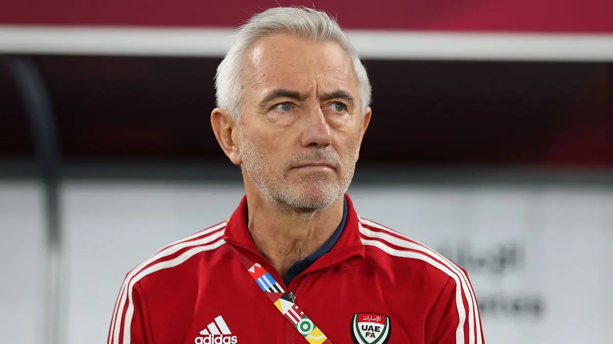 أبوظبي الرياضية: اتحاد الكرة الإماراتي يتمسك باستمرار فان مارفيك رغم المطالبة بإقالته