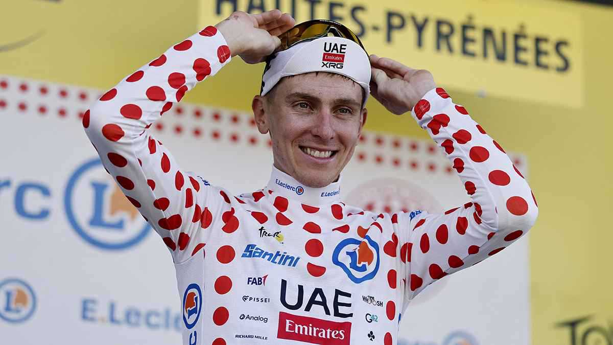 بوغاتشار يفوز بالمرحلة 12 لسباق فرنسا للدراجات ويقتنص الصدارة