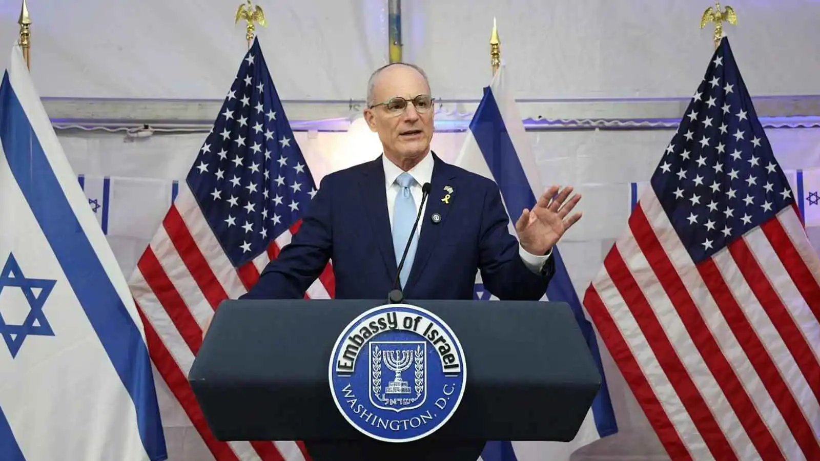 سفير إسرائيل لدى واشنطن: بوادر "صدع هائل" بين قيادات النظام الإيراني