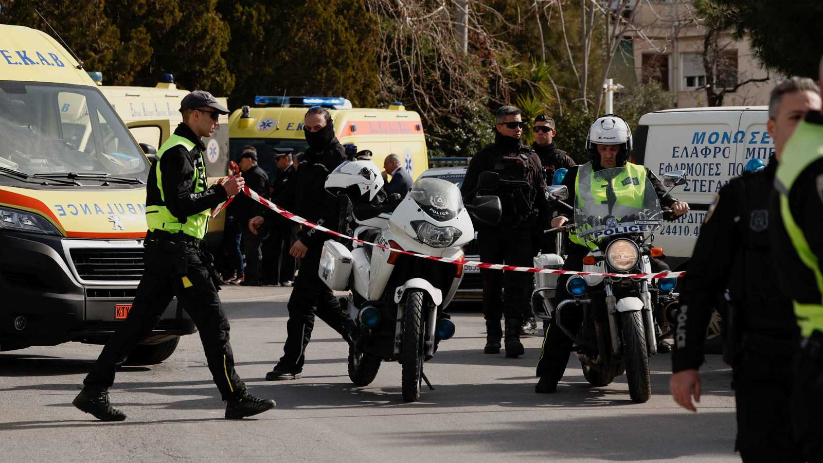 إعلام عبري: سوري قطع بأسنانه أذن سائح إسرائيلي في اليونان