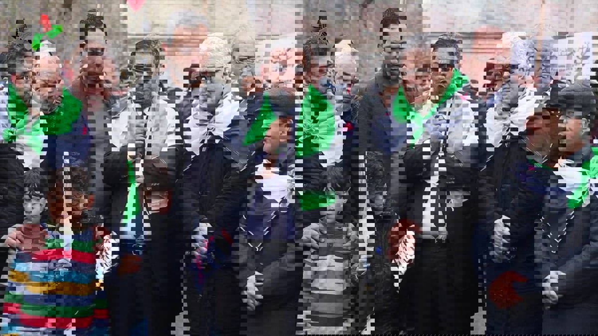 الائتلاف السوري المعارض يفتتح أول مقر له داخل البلاد