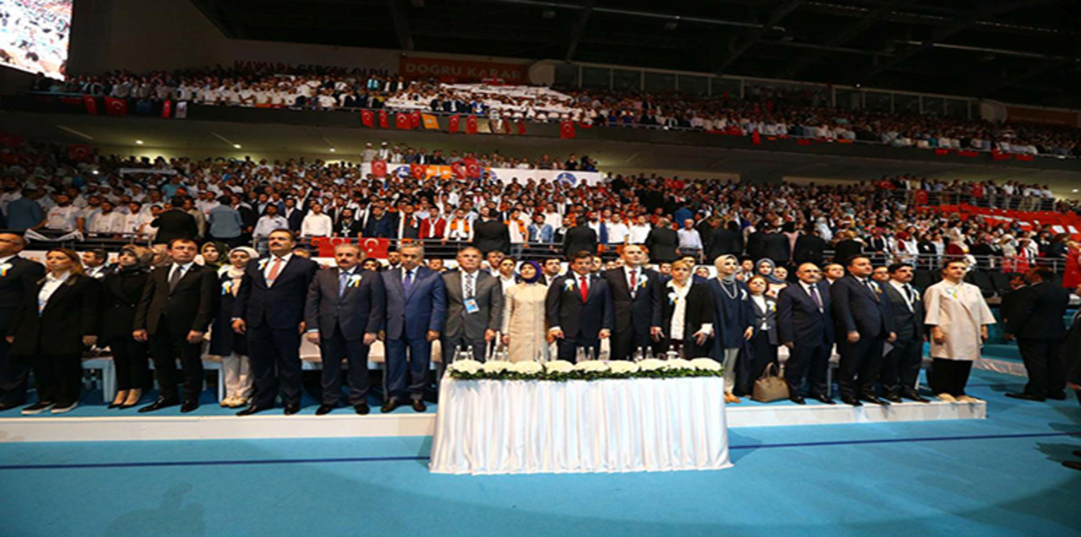 هل سيخرج حزب العدالة والتنمية بقيادة جديدة؟