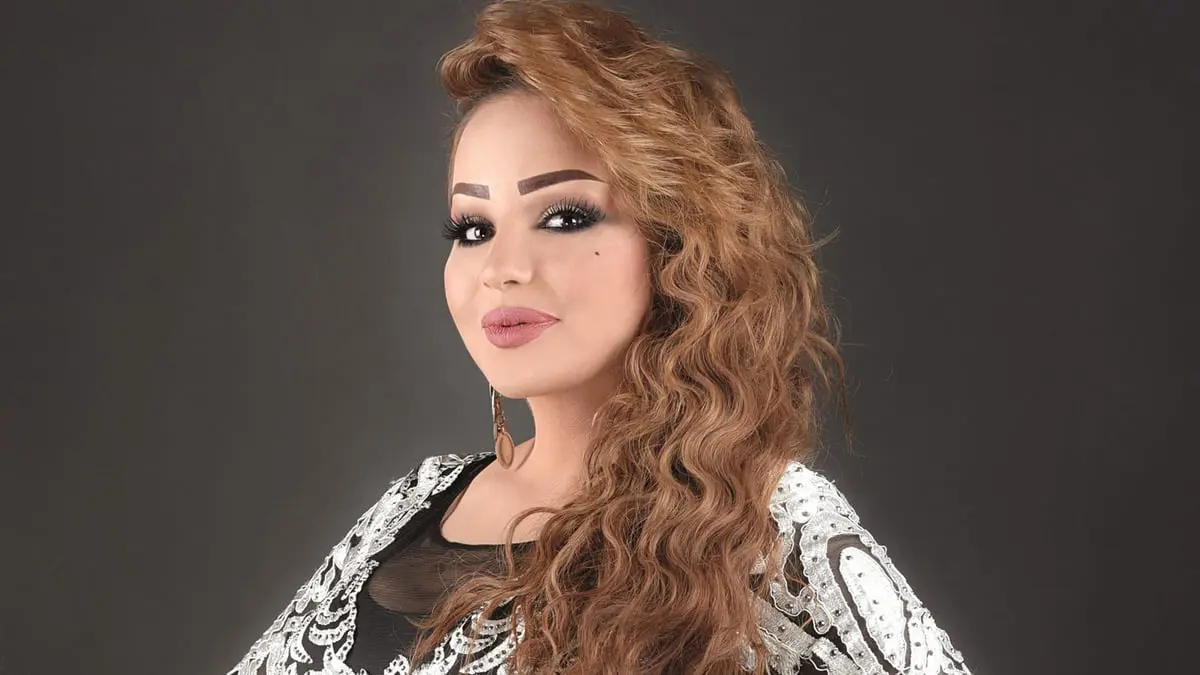 شهد الشمري تقاضي سياسيًا عراقيًا بتهمة الطعن في عرضها