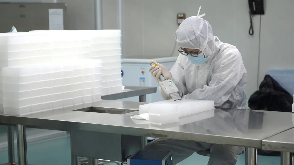 علماء أمريكيون ينتهون من أول لقاح ضد كورونا