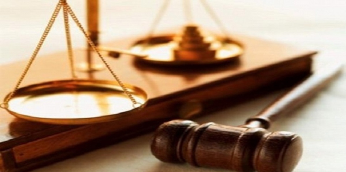 الكويت تقاضي شيوخاً من الأسرة الحاكمة بتهمة الإساءة للبلاد