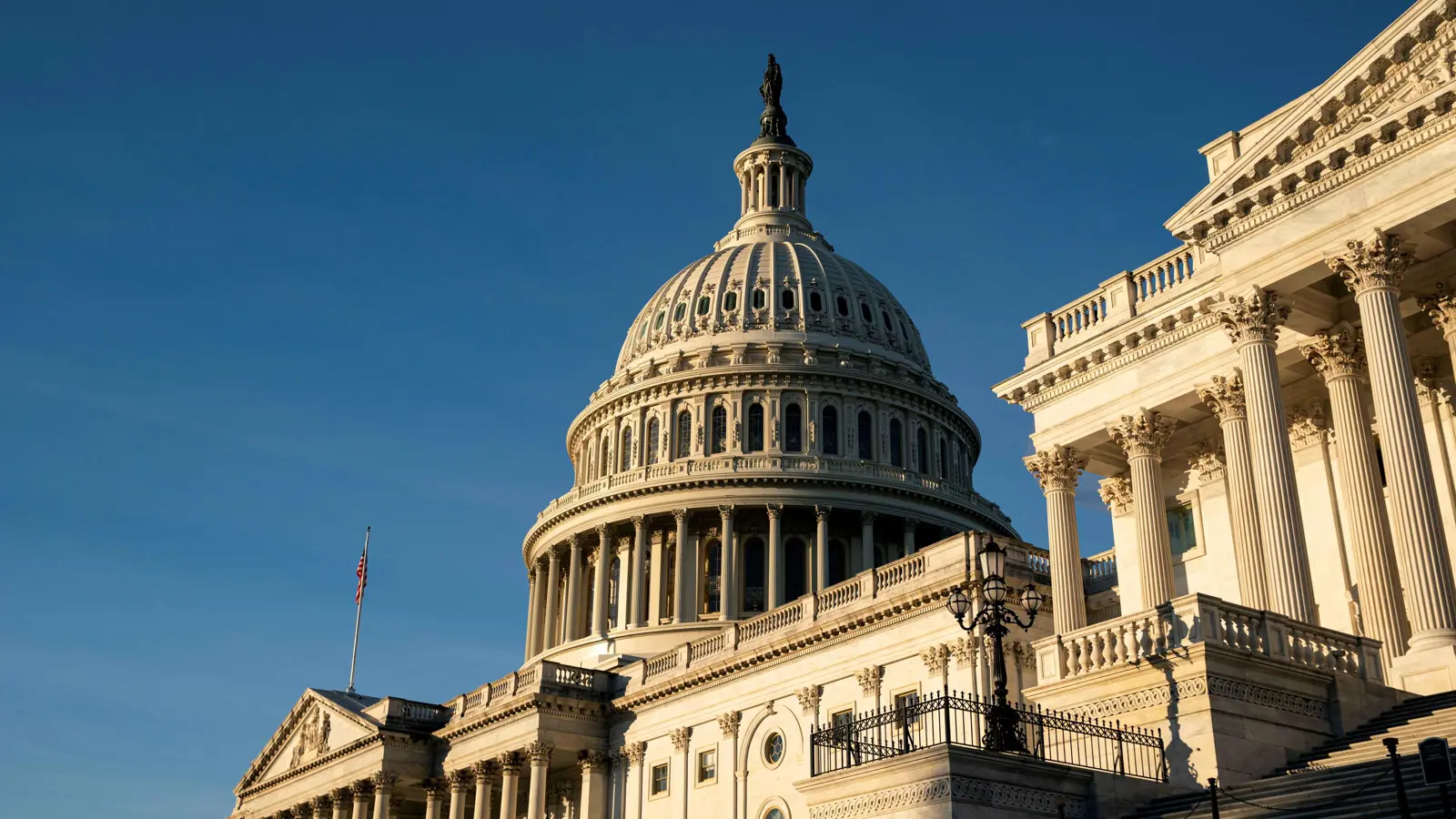 ماذا تعني سيطرة الجمهوريين المحتملة على "الكونغرس"؟