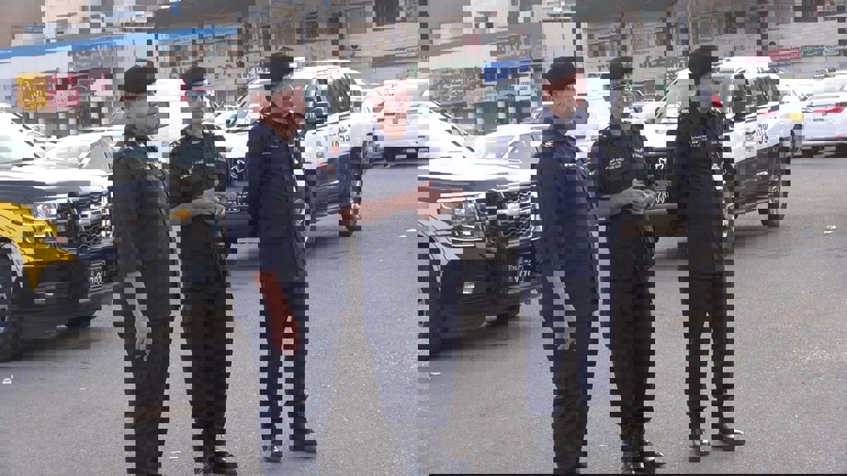 عصابة في الكويت تسرق أردنيًا خلال 5 دقائق