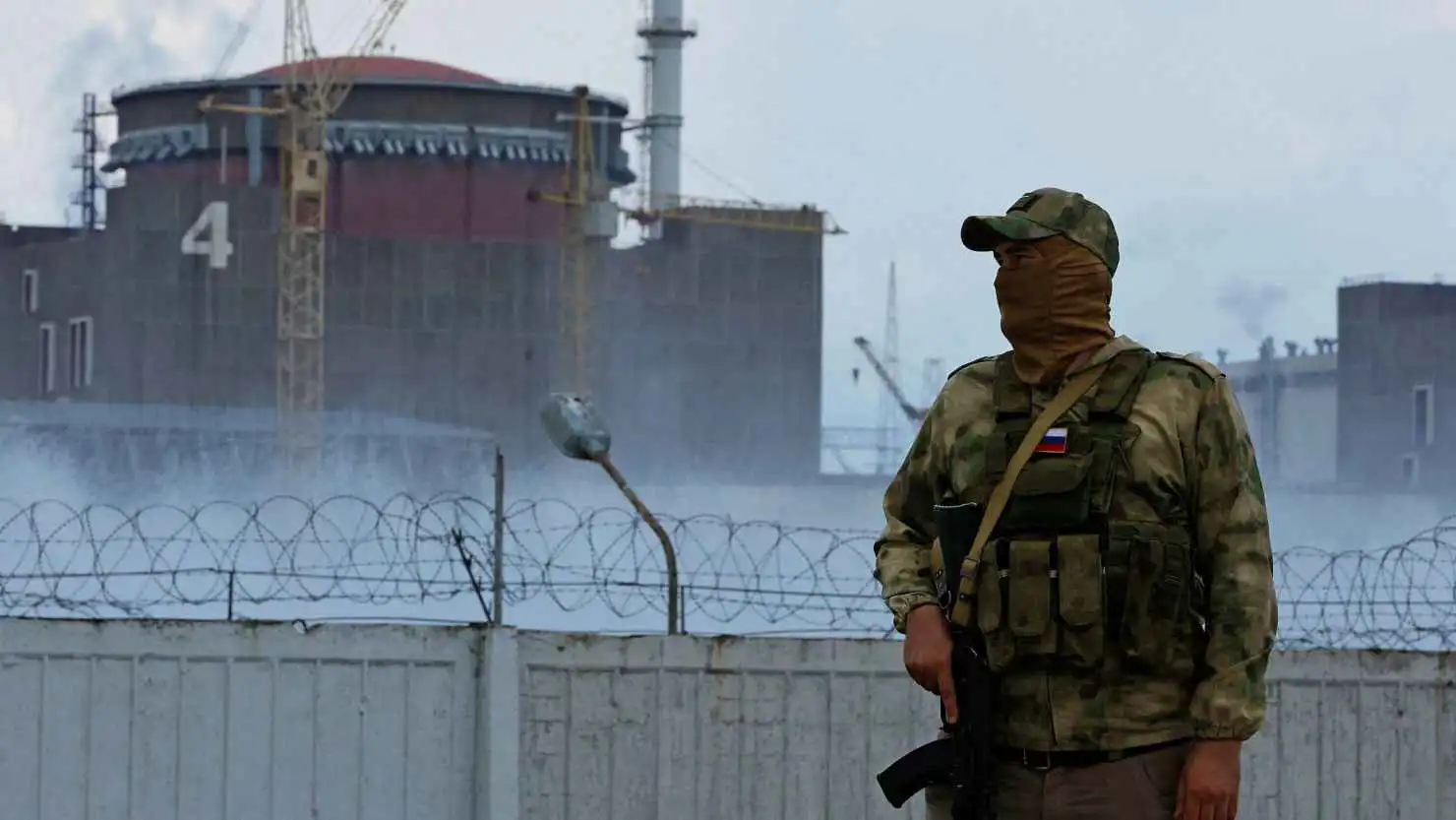 بعد قصف أوكرانيا لزابوروجيا.. روسيا تحذر من "الإرهاب النووي"