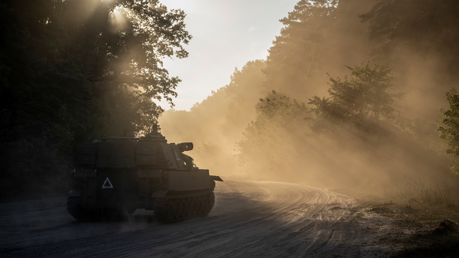 غزو كورسك.. هكذا تمكنت أوكرانيا من تنفيذ "الهجوم الجريء"