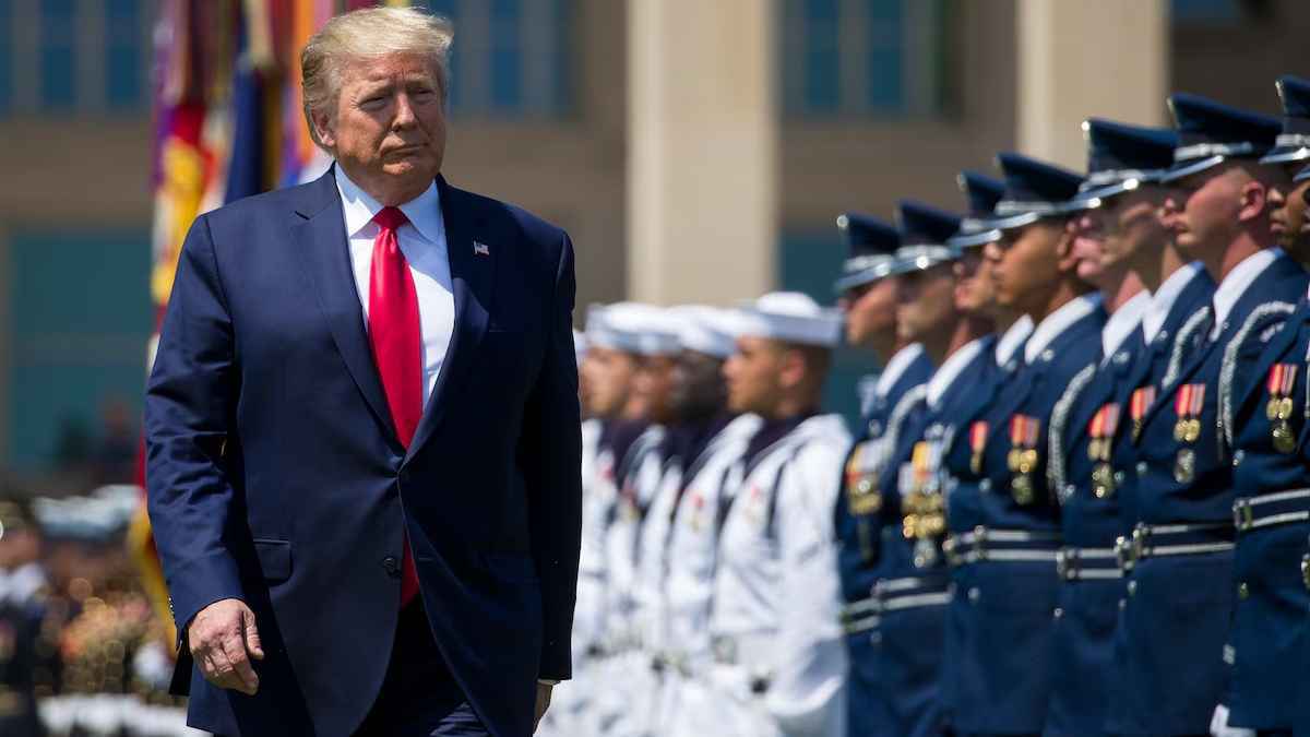 فضيحة تسريبات وإقالات بالجملة.. هل بدأ ترامب "تطهير البنتاغون"؟