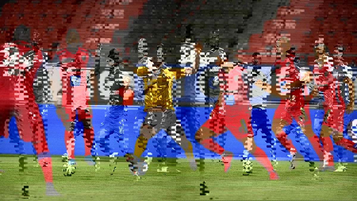 سويسرا.. إلزام اللاعبين والعاملين والمشجعين بالتطعيم قبل السماح لهم بدخول الملاعب