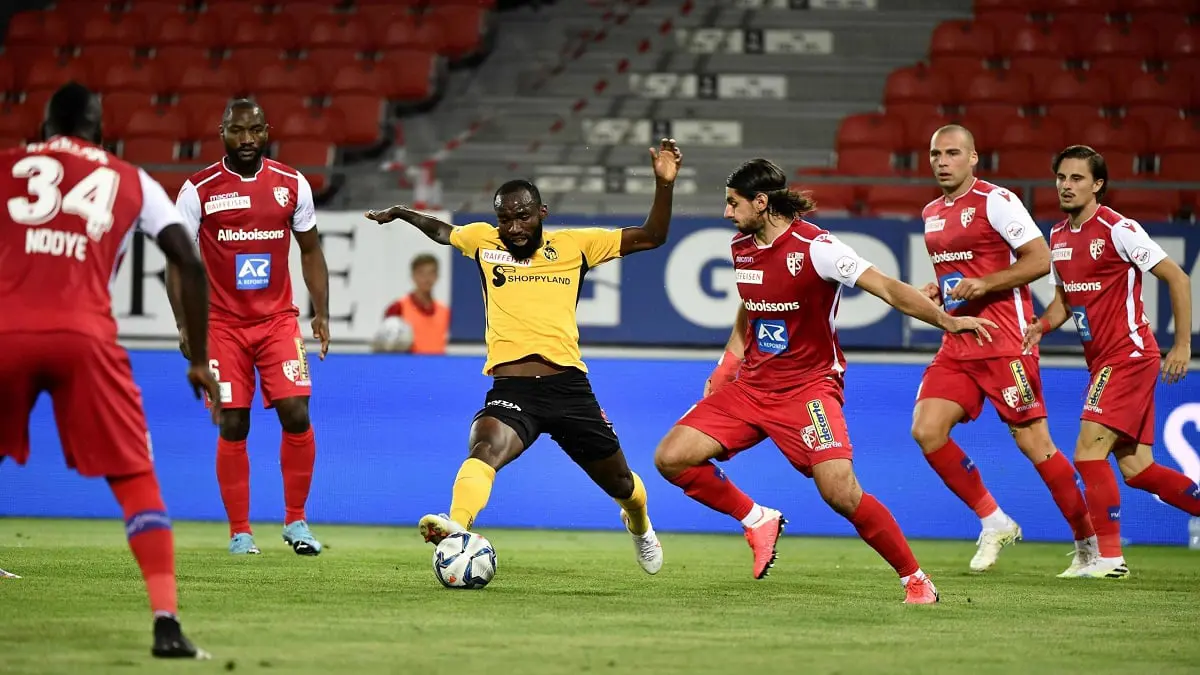 سويسرا.. إلزام اللاعبين والعاملين والمشجعين بالتطعيم قبل السماح لهم بدخول الملاعب