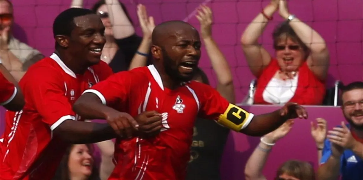 سبب بكاء إسماعيل مطر خلال مباراة الوحدة والنصر في الدوري الإماراتي (فيديو)