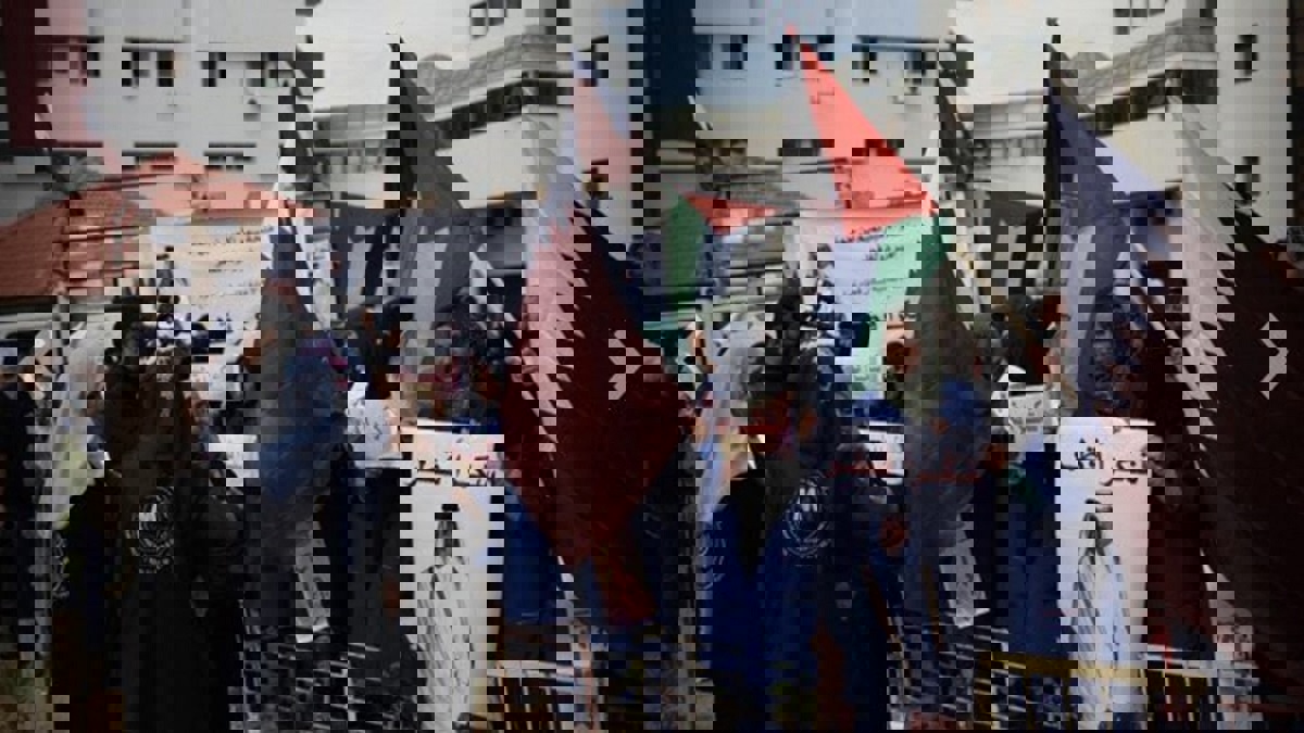 وزارة فلسطينية تهاجم حركة حماس بسبب المنحة القطرية