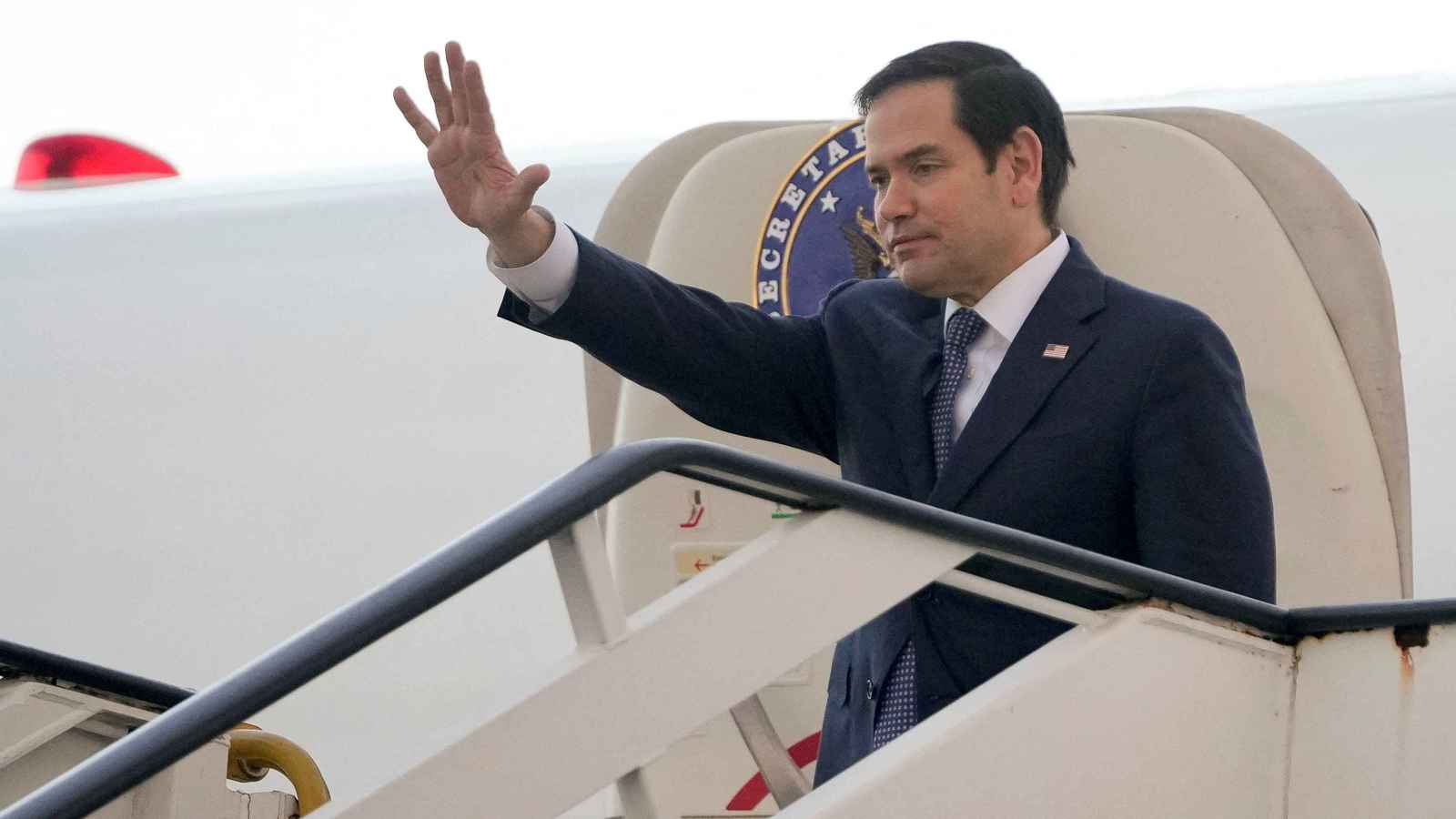 روبيو يبحث "هدنة غزة" مع نتنياهو في مستهل جولته بالشرق الأوسط