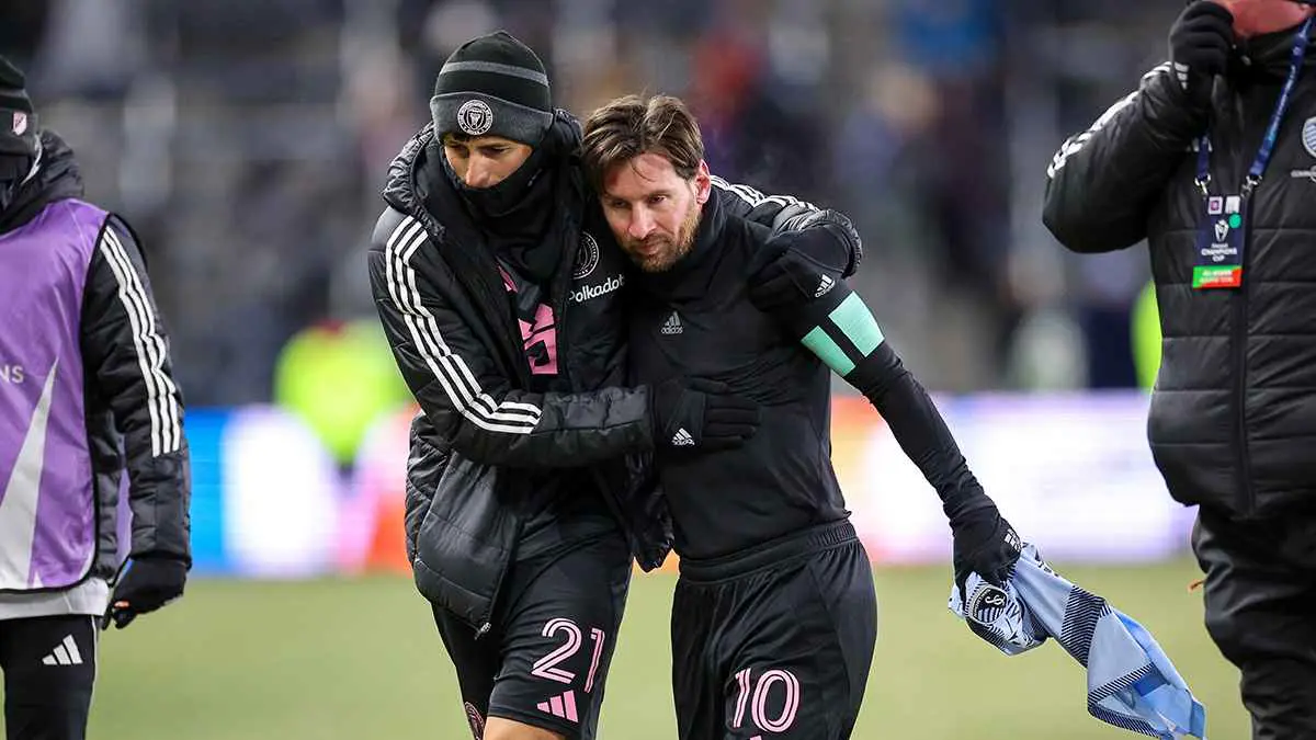 معاقبة حكم بسبب ليونيل ميسي