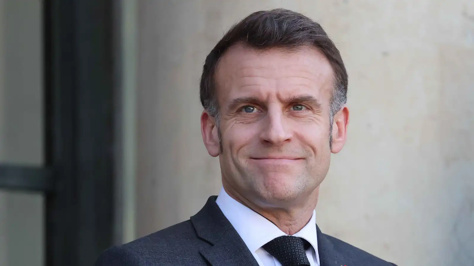 فشل استخباراتي في أوكرانيا وأفريقيا.. كيف كشف "جواسيس الرئيس" ثغرات ماكرون؟