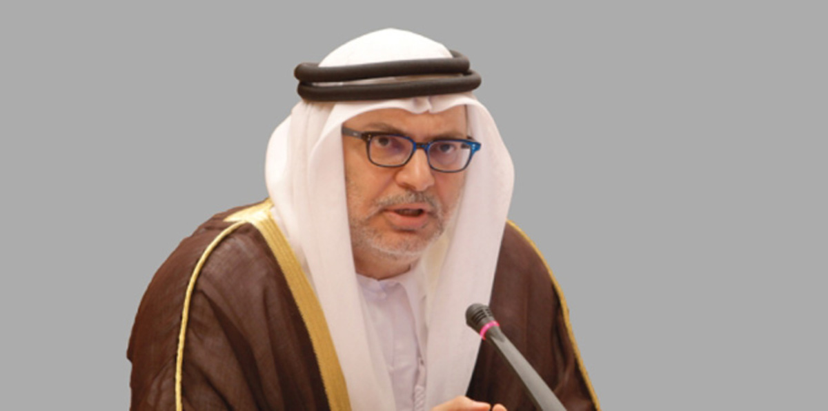 قرقاش في رد قوي على المشككين في دور الإمارات باليمن: شتان مابين الفعل والثرثرة