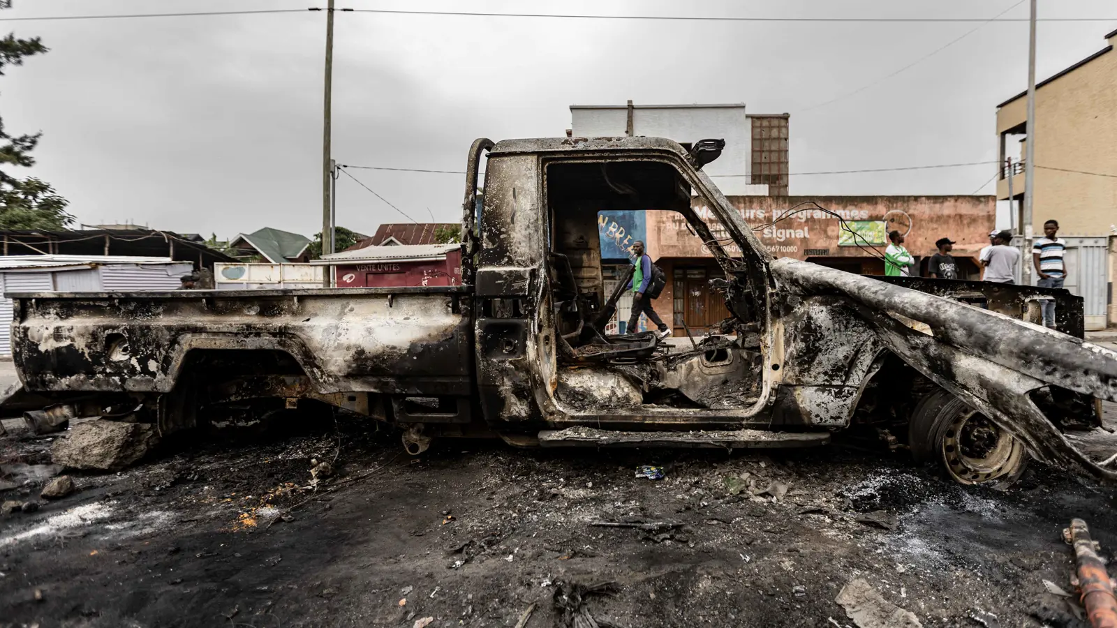 مع ارتفاع وتيرة العنف.. أمريكا تدعو رعاياها لمغادرة الكونغو الديمقراطية