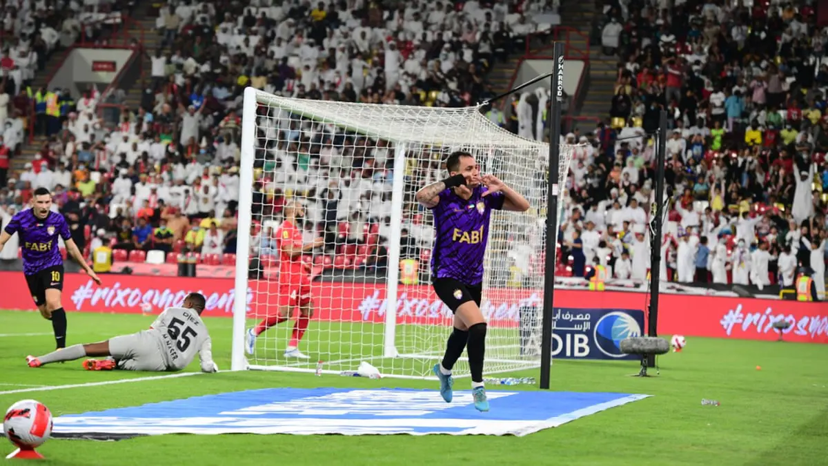 العين يتوج بكأس رابطة المحترفين الإماراتية بفوزه على شباب الأهلي بركلات الترجيح