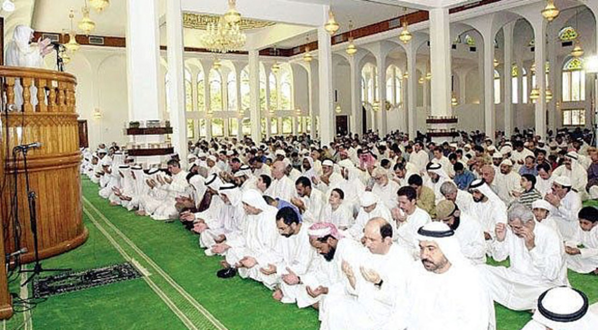 السعودية تتوعد الخطباء والدعاة "المتعاطفين" مع الإرهاب