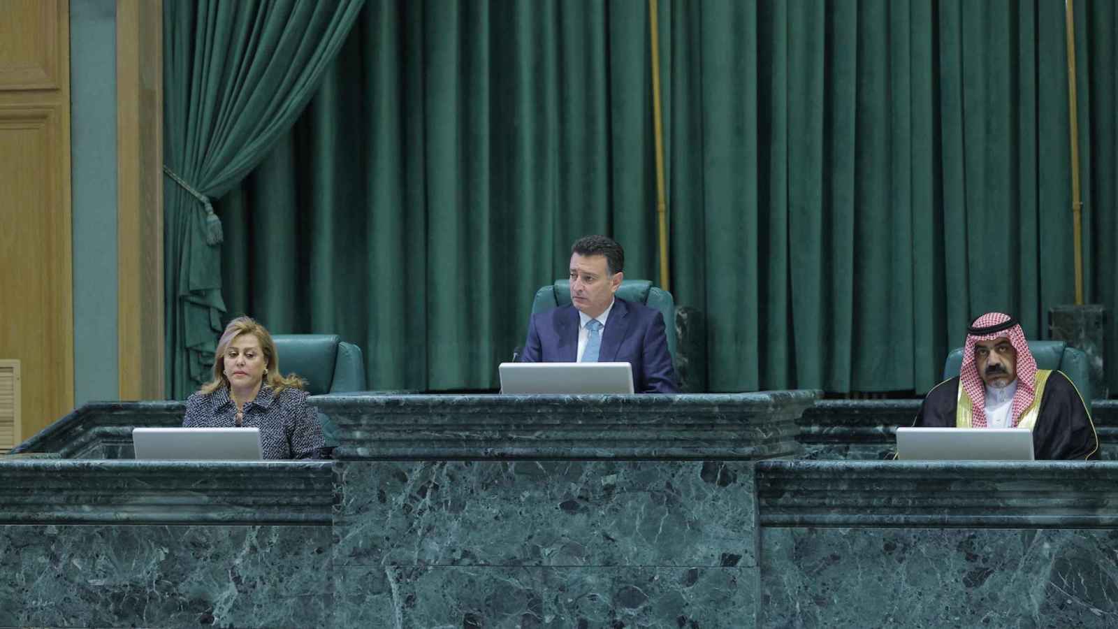 الأردن.. البرلمان يناقش الموازنة الأكبر عجزًا في تاريخ البلاد