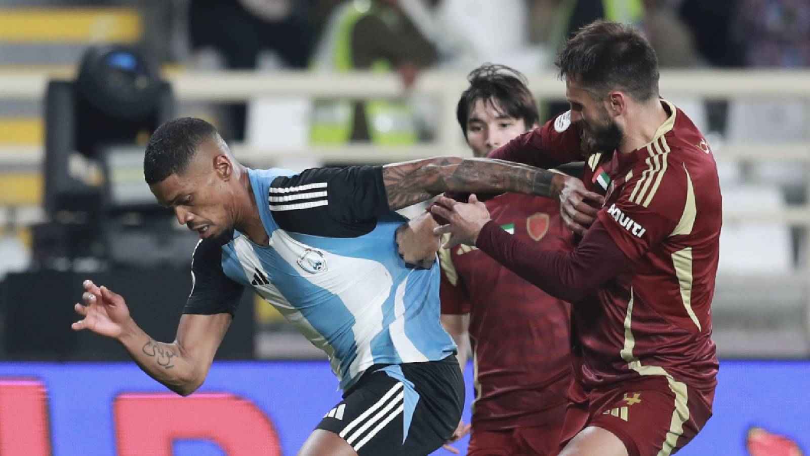 الوحدة الإماراتي يعبر الوكرة القطري بركلات الترجيح ويتوج بلقب كأس التحدي