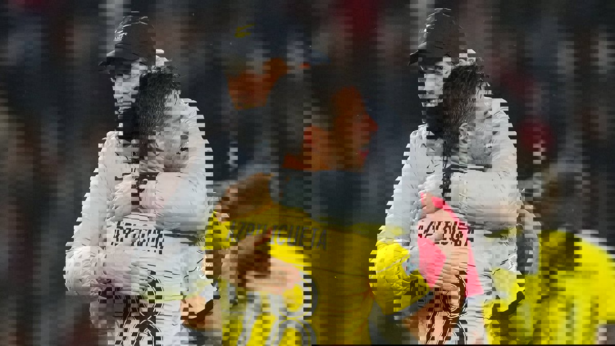 مع ارتباطه ببرشلونة.. توخيل يكشف تطورات المفاوضات مع أزبليكويتا