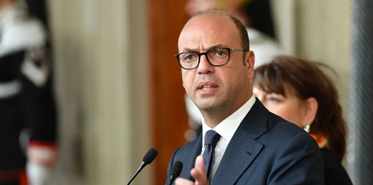 وزير الخارجية الإيطالي يصل ليبيا في زيارة مفاجئة‎