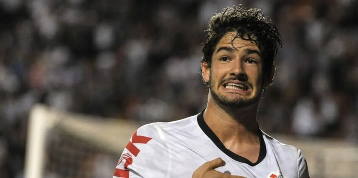 توتنهام يقترب من إتمام صفقة باتو