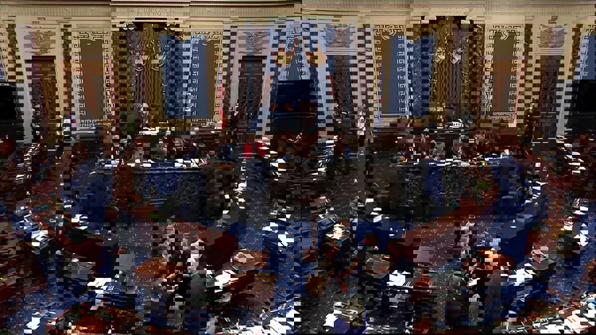 الشيوخ الأمريكي يوافق على تشريع يحظر الواردات من إقليم شينجيانغ الصيني