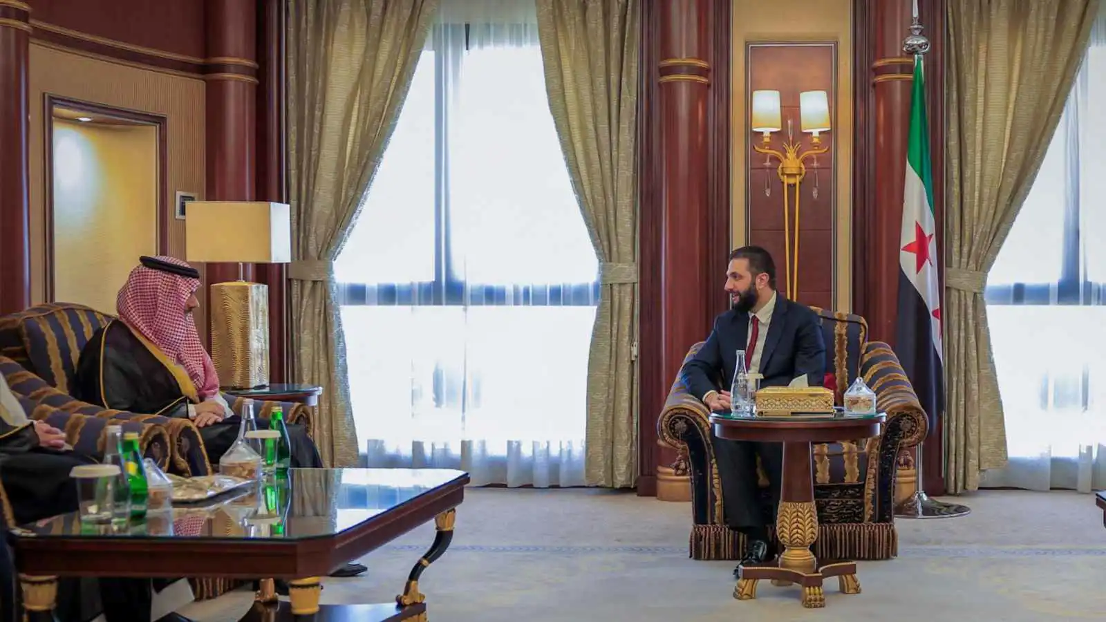 الرئيس السوري يلتقي وزير الخارجية السعودي في الرياض