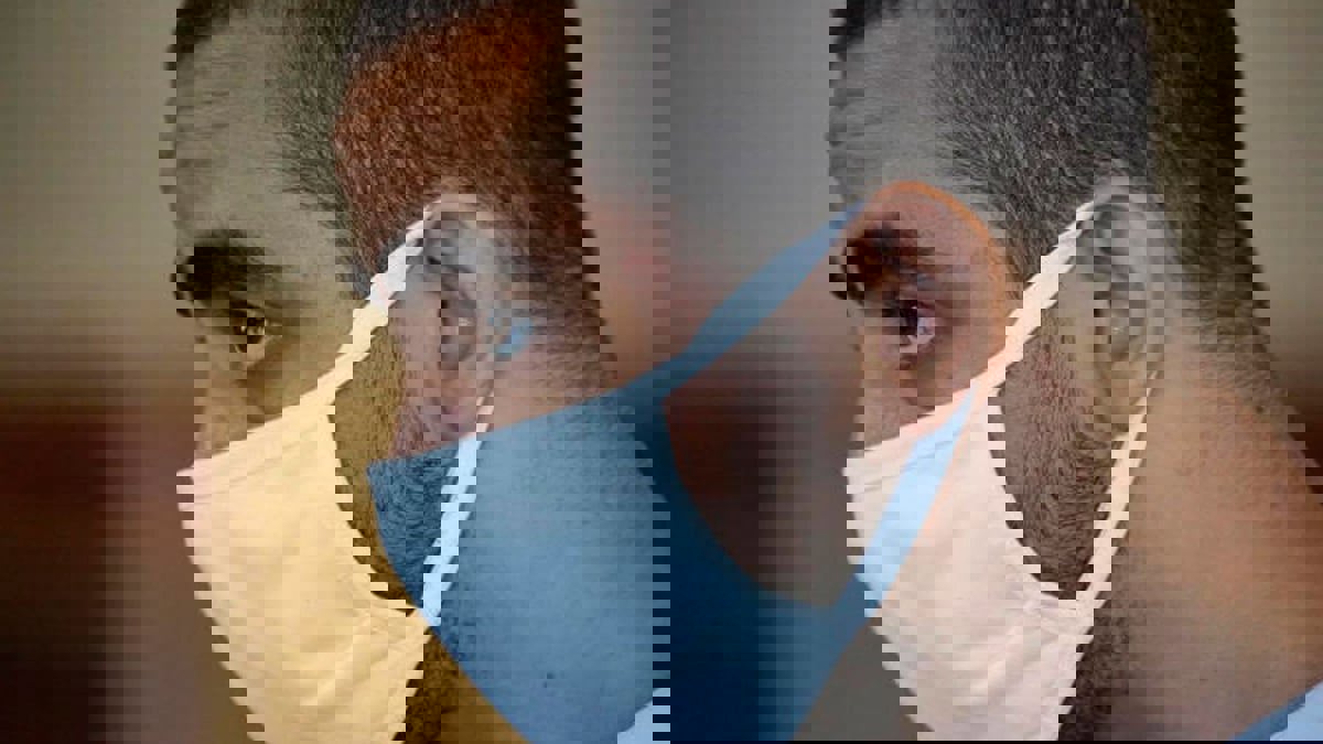 "موند أفريك": مهاجم سلمان رشدي مرتبط بالحرس الثوري الإيراني وحزب الله