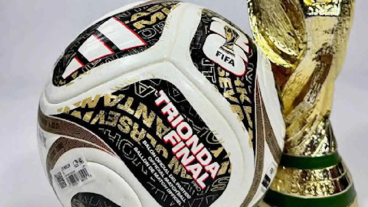 تسريب صورة كرة نهائي كأس العالم 2026 (شاهد)
