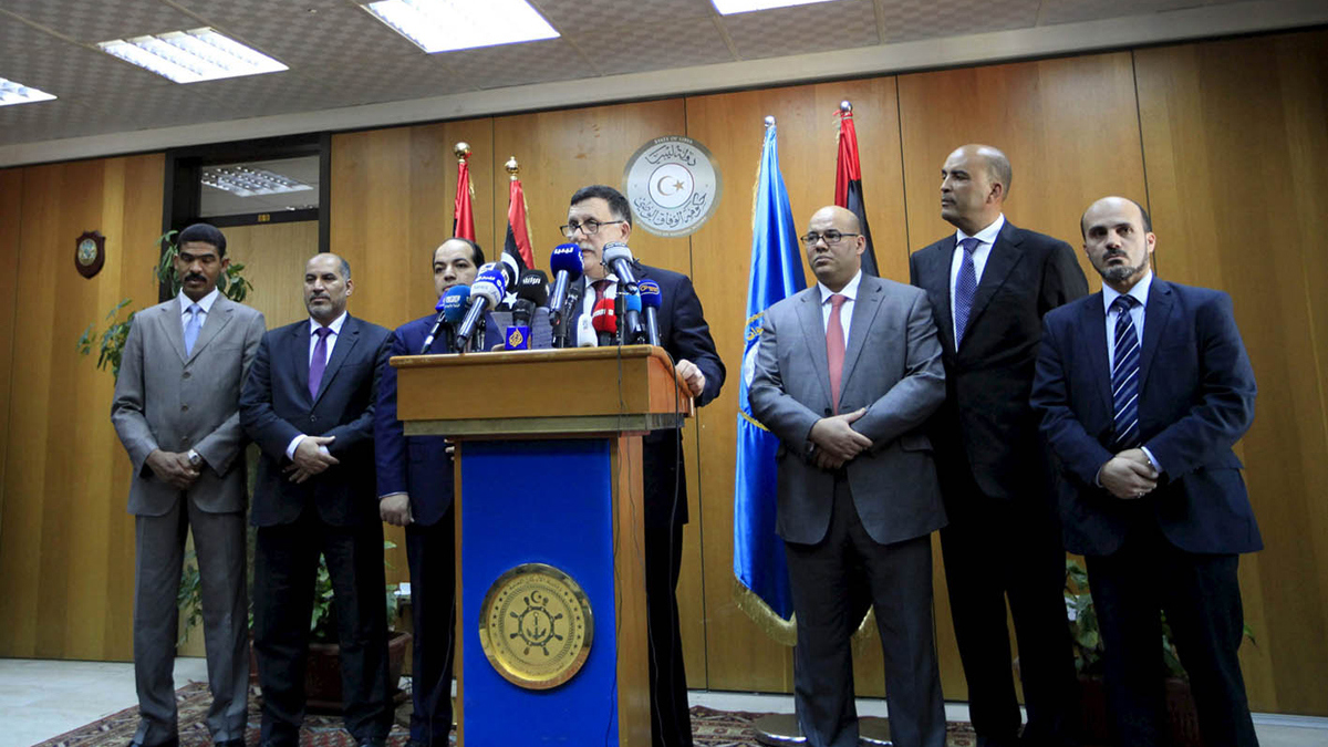 حكومة الوفاق الليبية تعلق محادثات وقف إطلاق النار