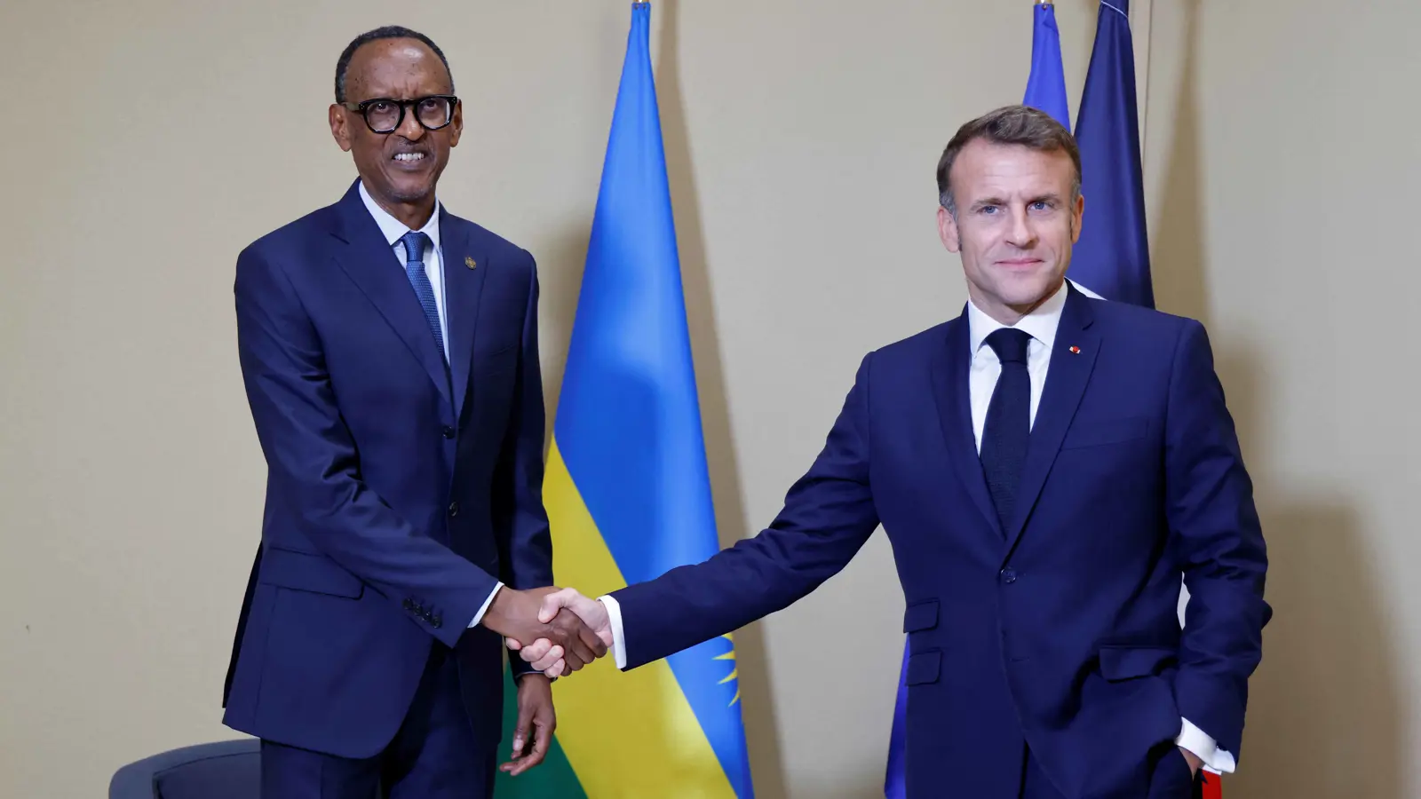 زيارة غير معلنة.. ماكرون يستقبل كاغامي لبحث أزمة شرق الكونغو