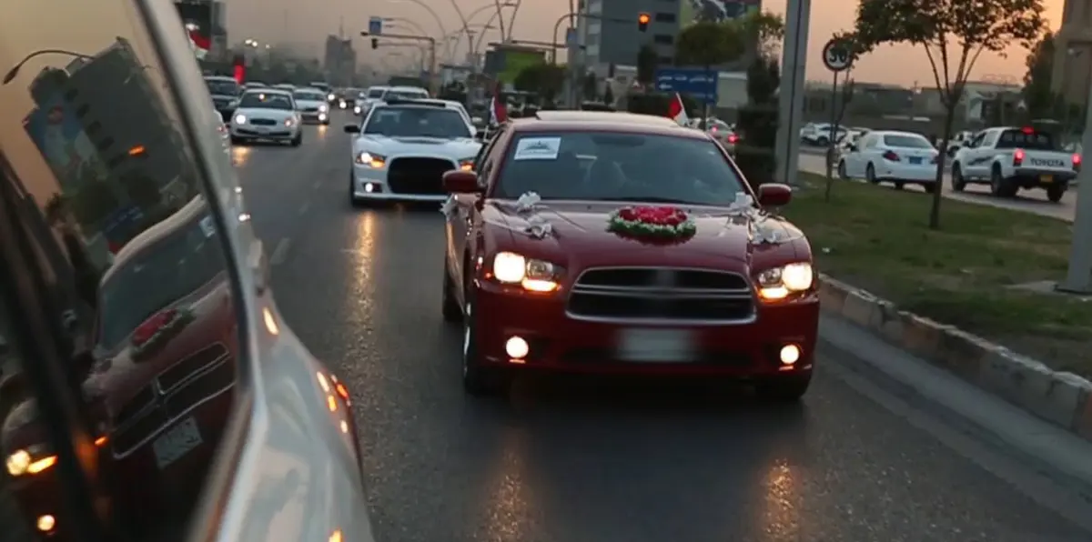 نجاة خليجي من الموت بأعجوبة خلال موكب زفاف (فيديو)