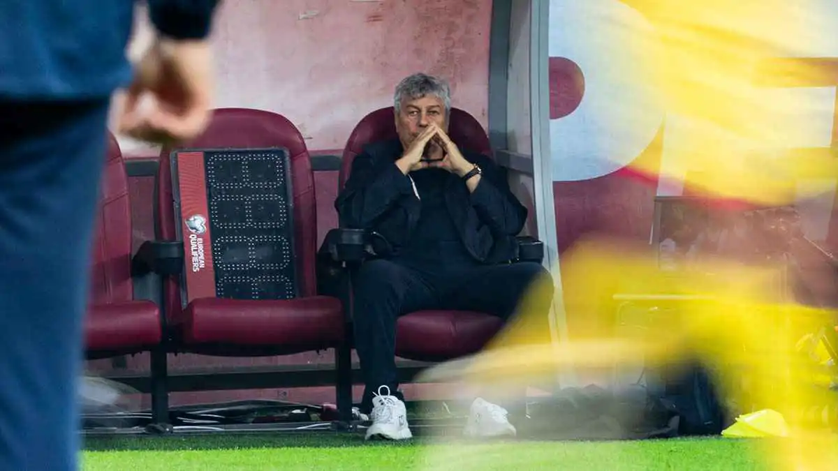 وفاة لوتشيسكو المدير الفني السابق لمنتخب رومانيا