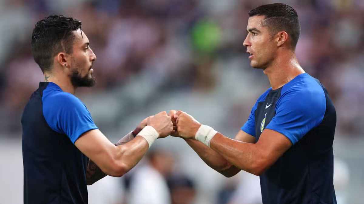 نجم فريق برازيلي يعترف بالتفاوض مع كريستيانو رونالدو